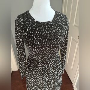 Wallflower Women’s Daisy Long Sleeve Smocked Dress Medium